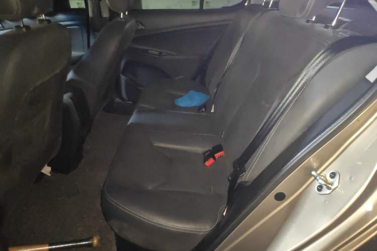 Used Chery Arrizo 3 2015 1.5L Automatic "Gouxuan" Edition Left Rear Seat