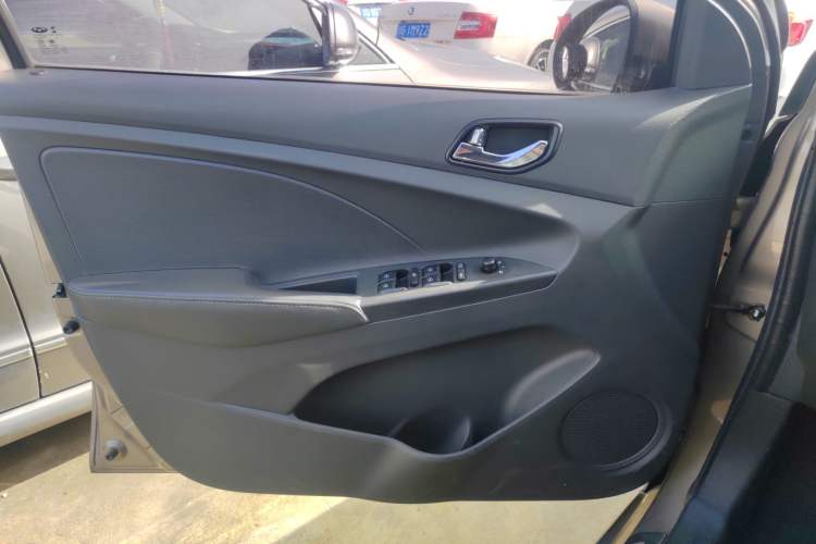 Used Chery Arrizo 3 2015 1.5L Manual High-End Version Left Front Door Interior