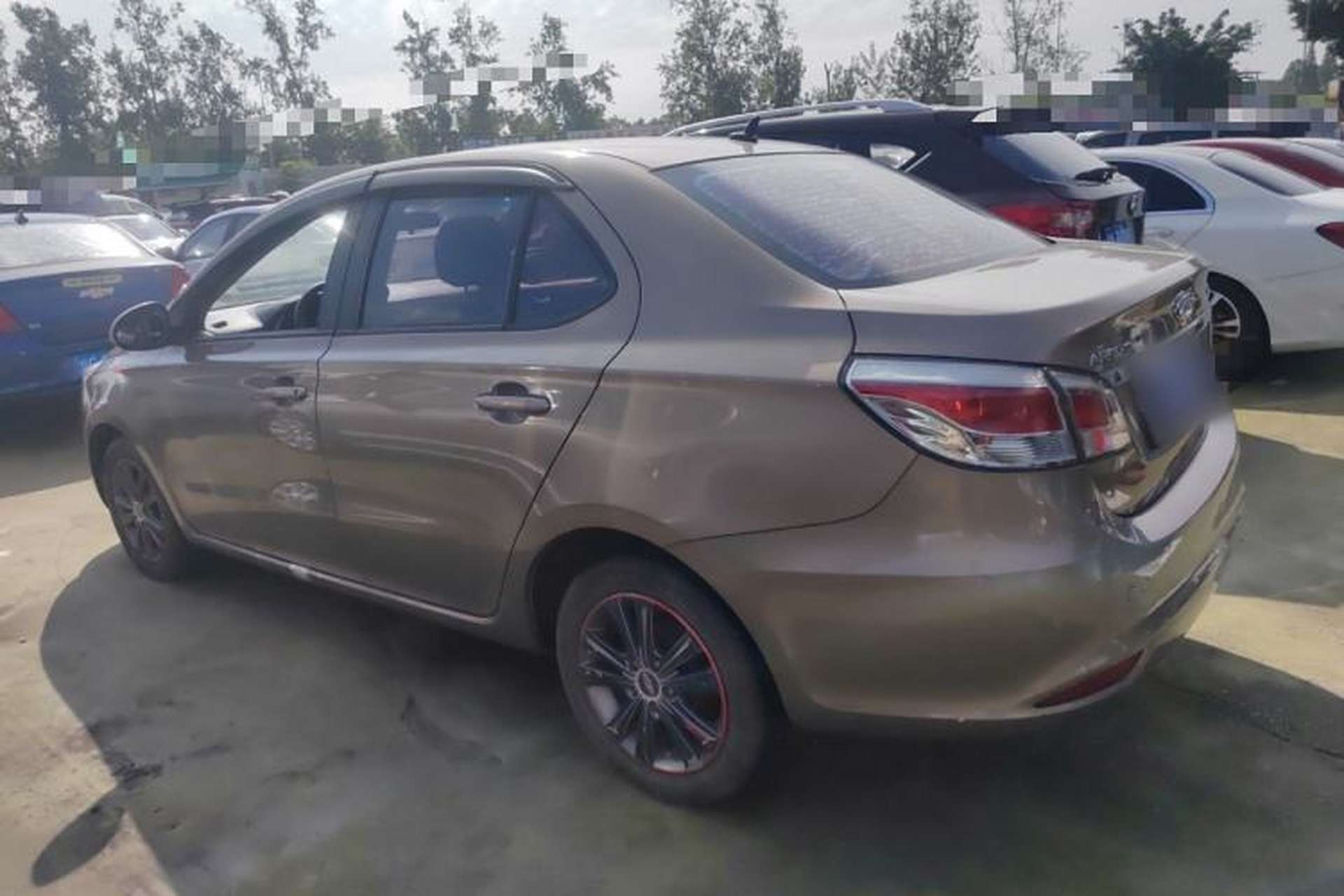Used Chery Arrizo 3 2015 1.5L Manual High-End Version Left Side