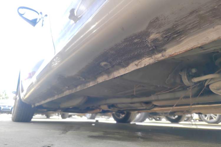 Used Chery Arrizo 3 2015 1.5L Manual High-End Version Left Side Sill