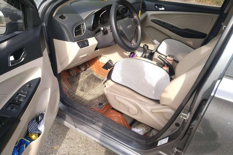 Used Chery Arrizo 3 2015 1.5L Manual High-End Version Driver Seat