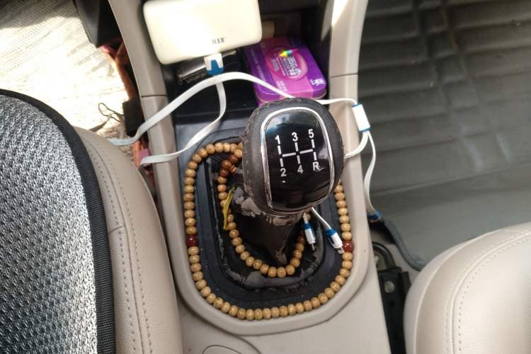Used Chery Arrizo 3 2015 1.5L Manual High-End Version Gear Lever