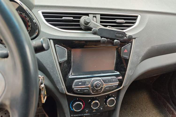 Used Chery Arrizo 3 2015 1.5L Manual - Powerful Version Audio And AC Panel