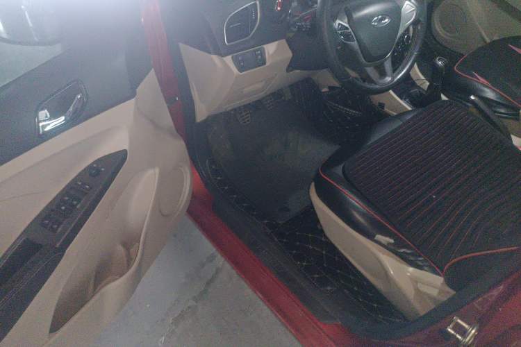 Used Chery Arrizo 3 2015 1.5L Manual High-End Version Driver Seat