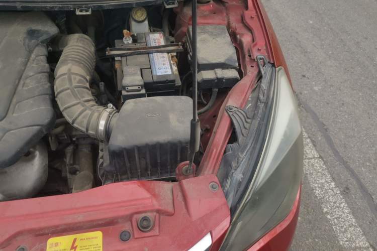 Used Chery Arrizo 3 2015 1.5L Manual High-End Version Engine Bay Left