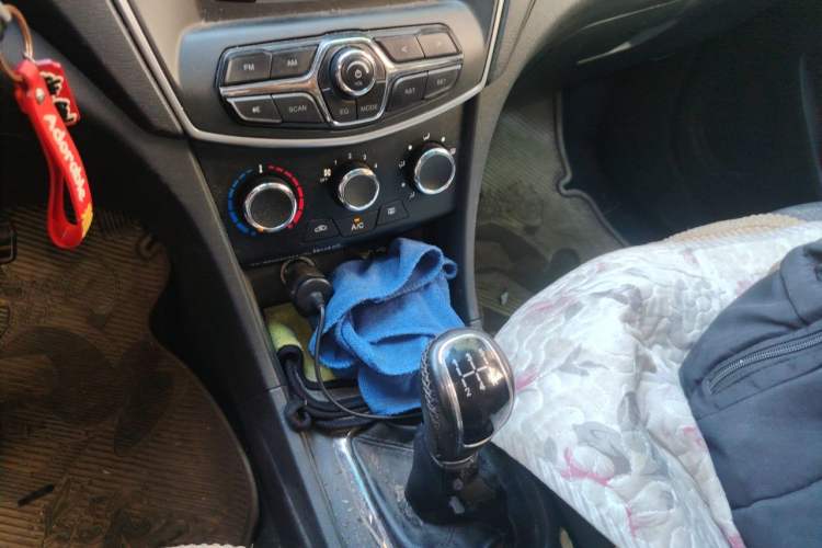 Used Chery Arrizo 3 2015 1.5L Manual Genuine Version Gear Lever