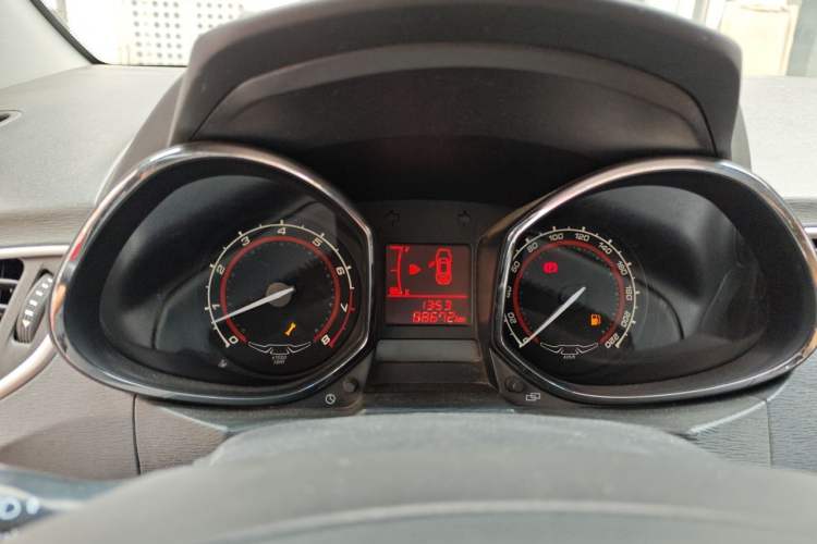 Used Chery Arrizo 3 2015 1.5L Manual - Powerful Version Instrument Cluster