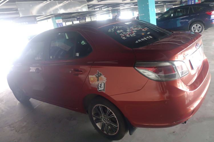 Used Chery Arrizo 3 2015 1.5L Manual High-End Version Left Side