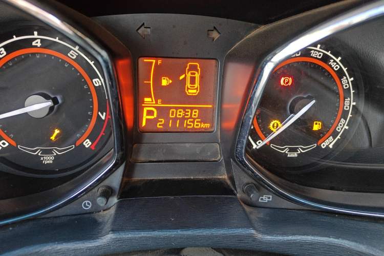 Used Chery Arrizo 3 2015 1.5L Automatic "Gouxuan" Edition Odometer Close Up