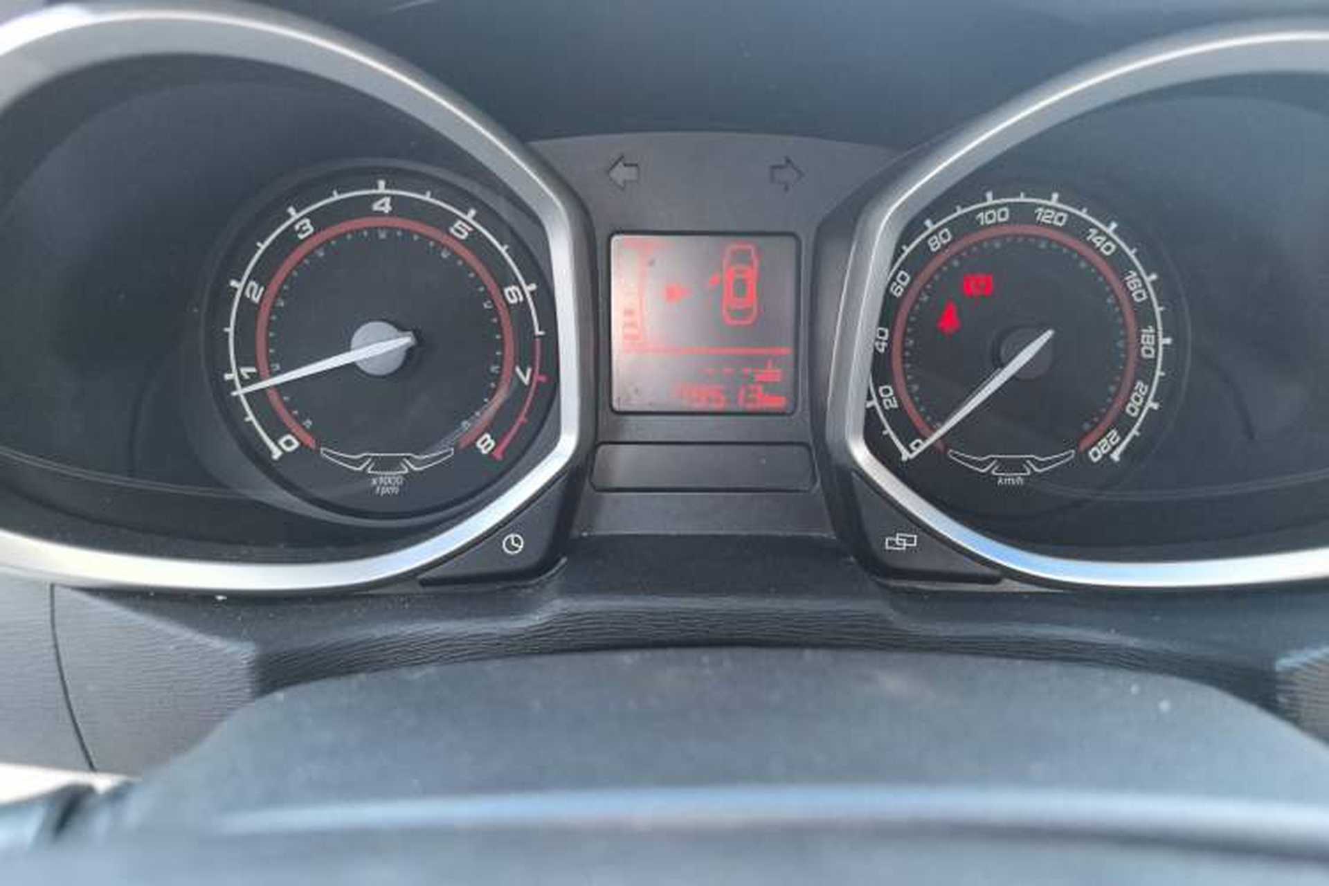 Used Chery Arrizo 3 2015 1.5L Manual - Cool Edition Odometer Close Up