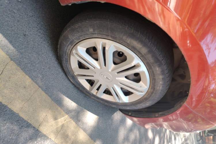 Used Chery Arrizo 3 2015 1.5L Manual Genuine Version Right Front Wheel Hub