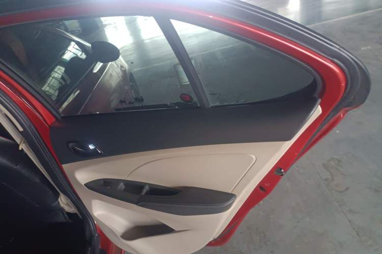 Used Chery Arrizo 3 2015 1.5L Manual High-End Version Right Rear Door Interior