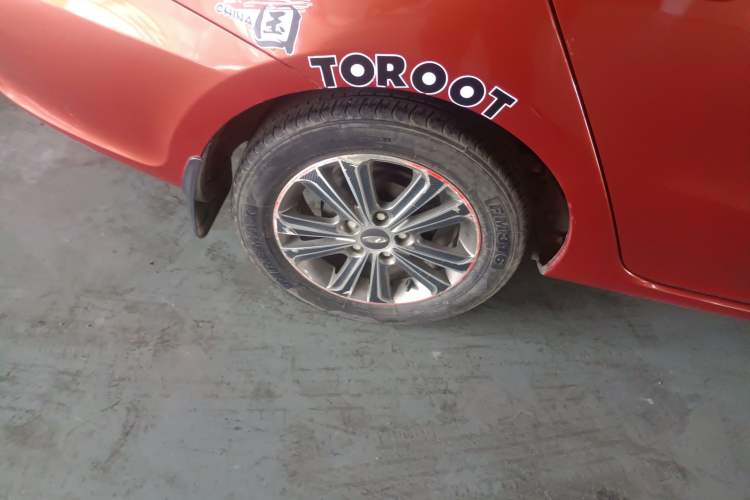 Used Chery Arrizo 3 2015 1.5L Manual High-End Version Right Rear Wheel Hub