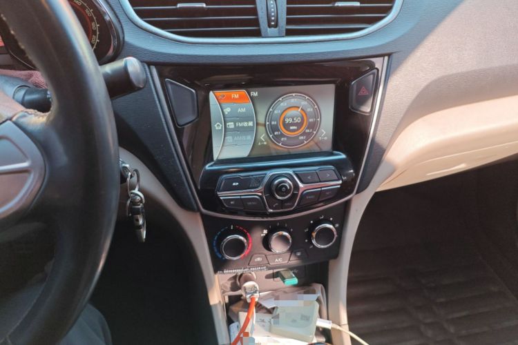 Used Chery Arrizo 3 2015 1.5L Manual High-End Version Audio And AC Panel