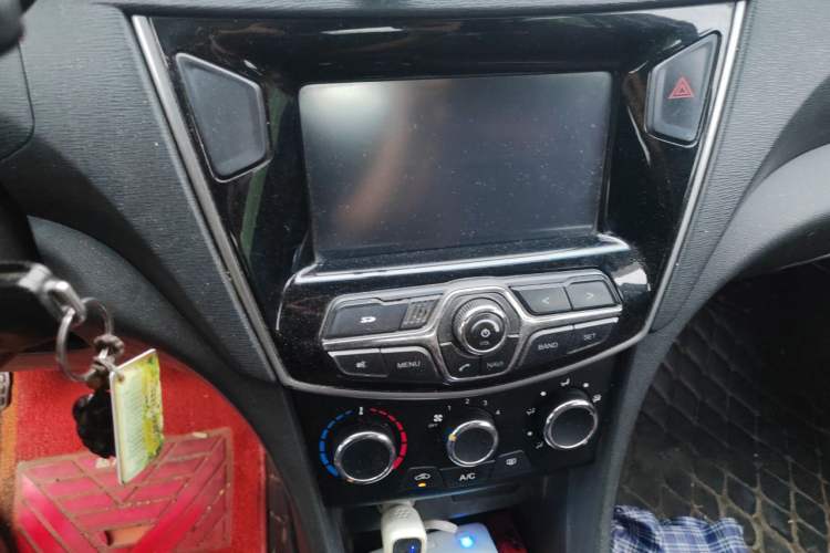 Used Chery Arrizo 3 2015 1.5L Manual - Powerful Version Audio And AC Panel