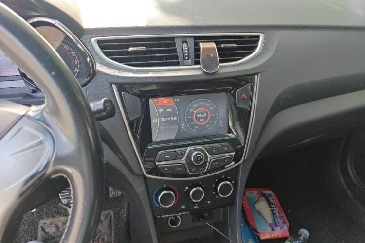 Used Chery Arrizo 3 2015 1.5L Manual - Powerful Version Audio And AC Panel
