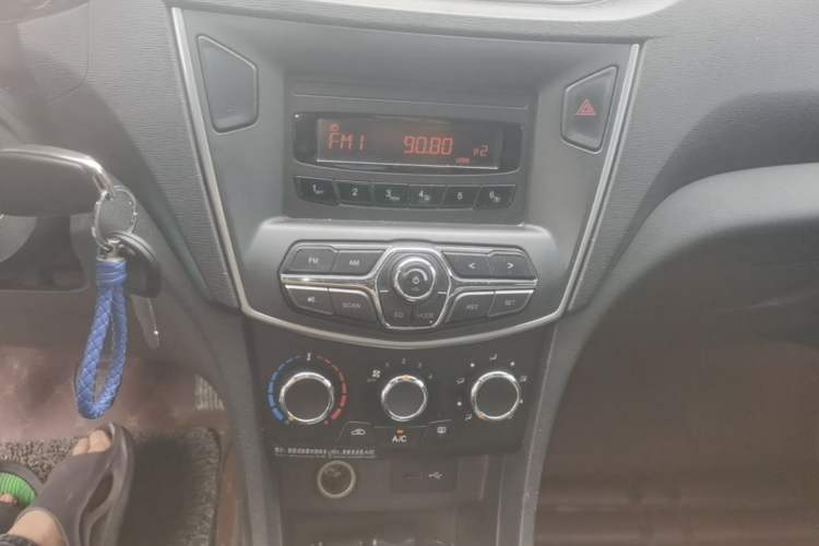 Used Chery Arrizo 3 2015 1.5L Manual Genuine Version Audio And AC Panel