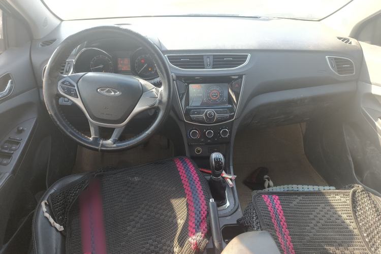 Used Chery Arrizo 3 2015 1.5L Manual - Cool Edition Center Console