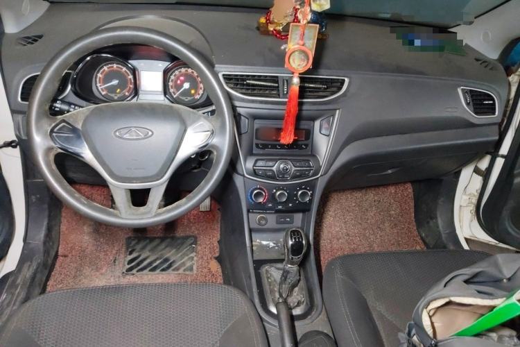 Used Chery Arrizo 3 2015 1.5L Manual Genuine Version Center Console