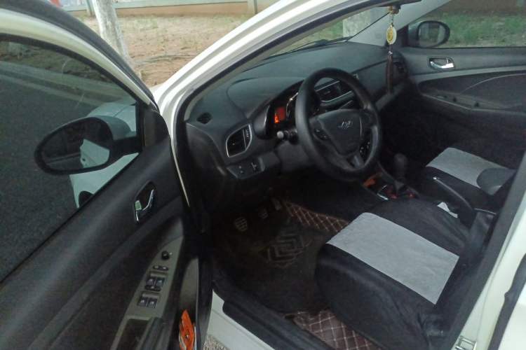 Used Chery Arrizo 3 2015 1.5L Manual - Powerful Version Driver Seat