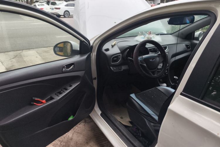 Used Chery Arrizo 3 2015 1.5L Manual High-End Version Driver Seat