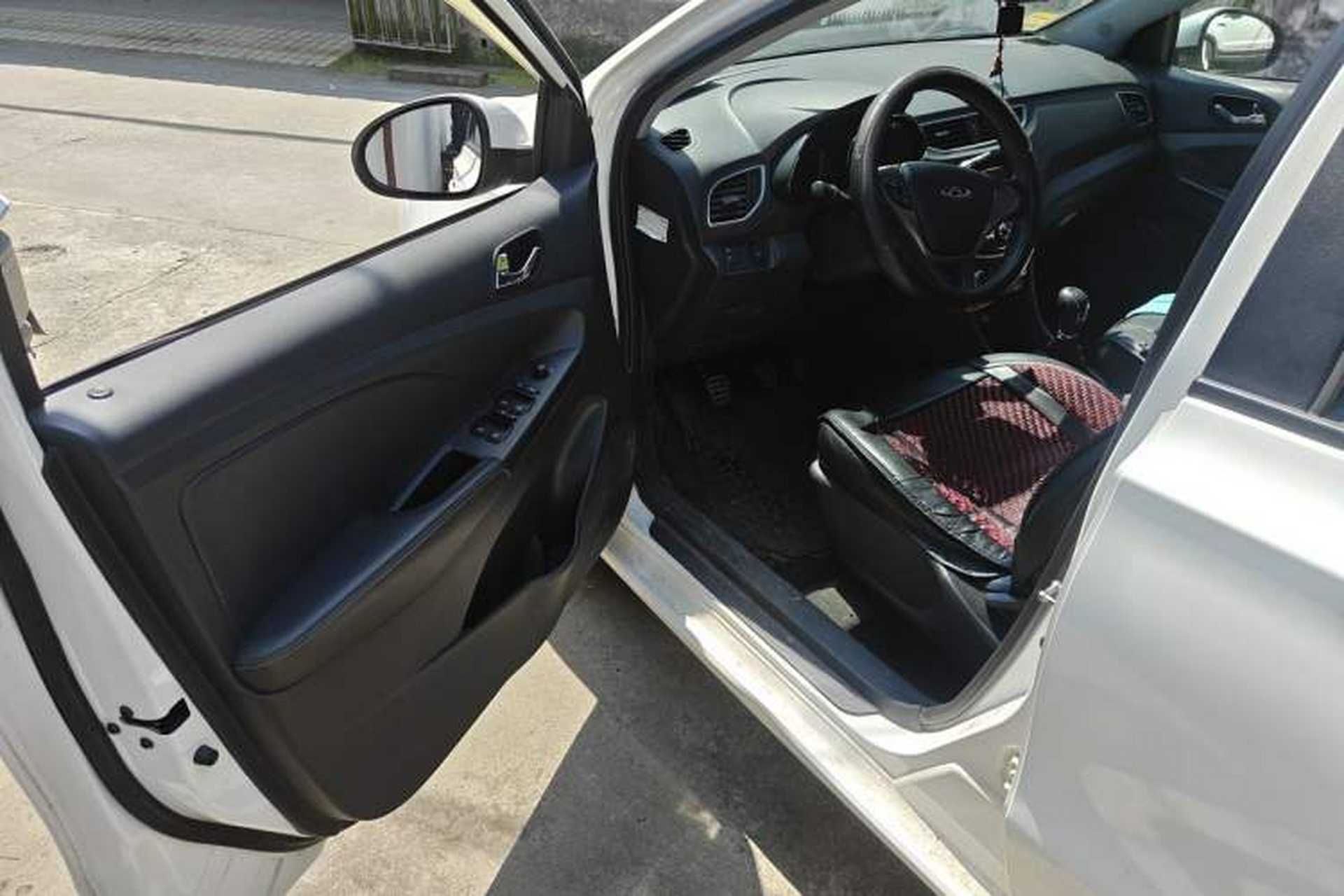 Used Chery Arrizo 3 2015 1.5L Manual High-End Version Driver Seat