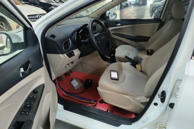 Used Chery Arrizo 3 2015 1.5L Manual High-End Version Driver Seat