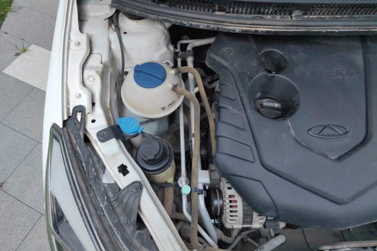 Used Chery Arrizo 3 2015 1.5L Manual Genuine Version Engine Bay Right