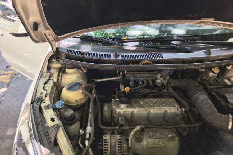 Used Chery Arrizo 3 2015 1.5L Manual High-End Version Engine Bay Right