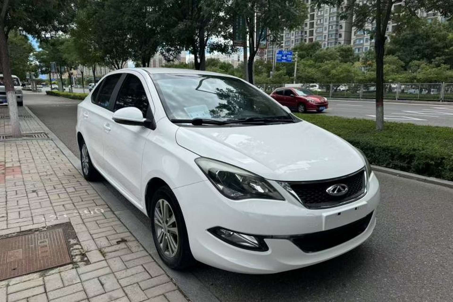 Used Chery Arrizo 3 2015 1.5L Manual Genuine Version Exterior 2