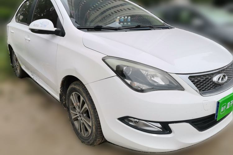 Used Chery Arrizo 3 2015 1.5L Manual - Cool Edition Front Right 45 Deg