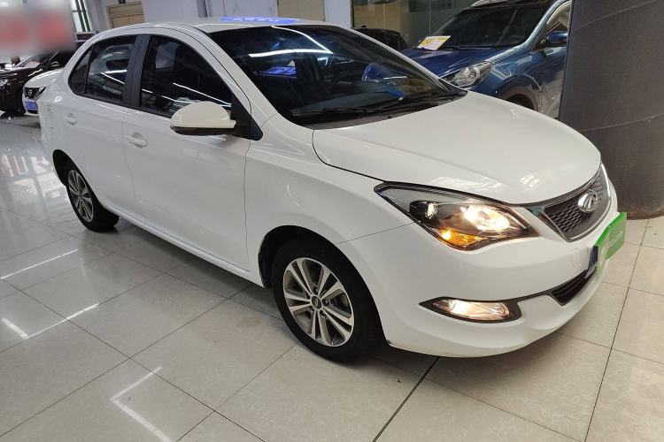 Used Chery Arrizo 3 2015 1.5L Manual High-End Version Front Right 45 Deg