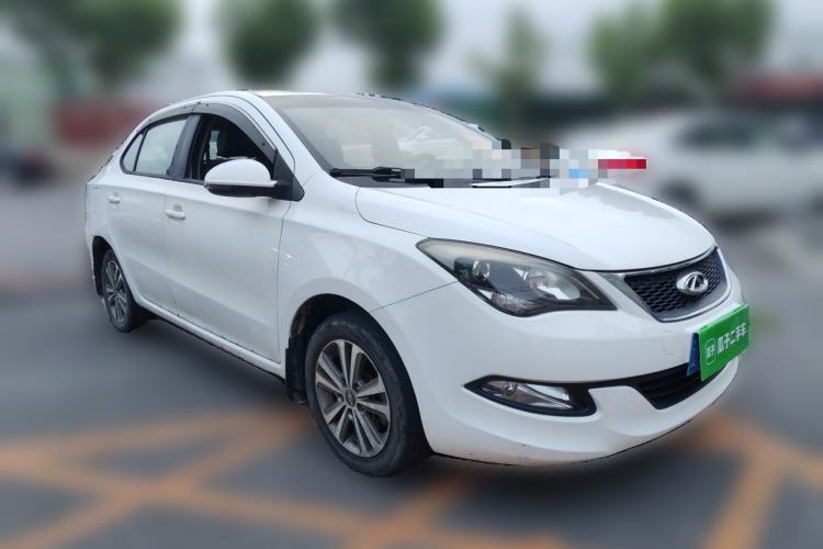 Used Chery Arrizo 3 2015 1.5L Manual - Powerful Version Front Right 45 Deg