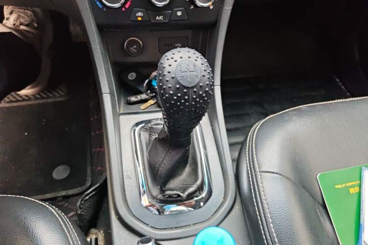 Used Chery Arrizo 3 2015 1.5L Manual Genuine Version Gear Lever