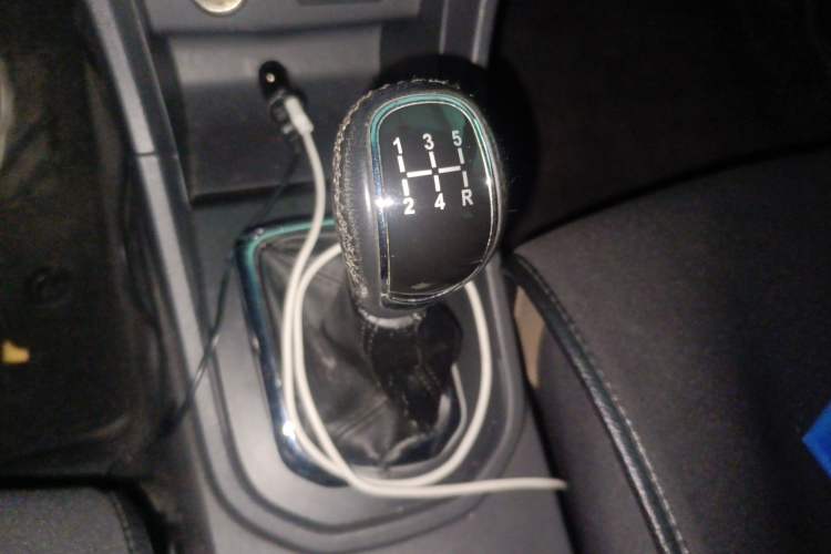 Used Chery Arrizo 3 2015 1.5L Manual Genuine Version Gear Lever