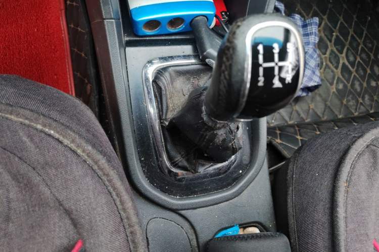Used Chery Arrizo 3 2015 1.5L Manual - Powerful Version Gear Lever