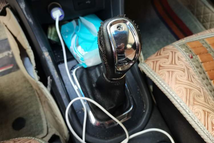 Used Chery Arrizo 3 2015 1.5L Manual Genuine Version Gear Lever