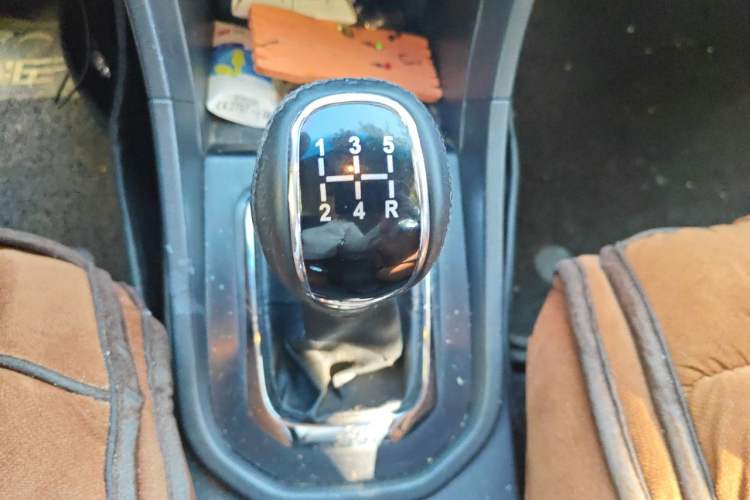 Used Chery Arrizo 3 2015 1.5L Manual Genuine Version Gear Lever