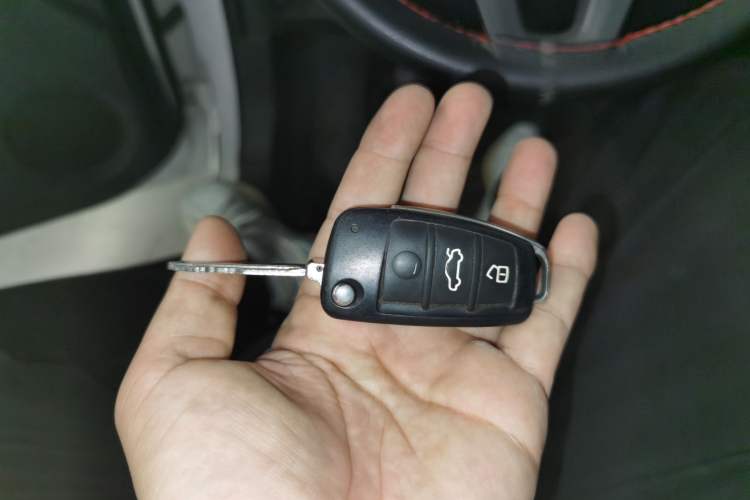 Used Chery Arrizo 3 2015 1.5L Manual Genuine Version Interior 1