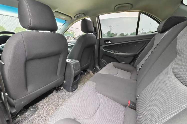 Used Chery Arrizo 3 2015 1.5L Manual Genuine Version Interior 2