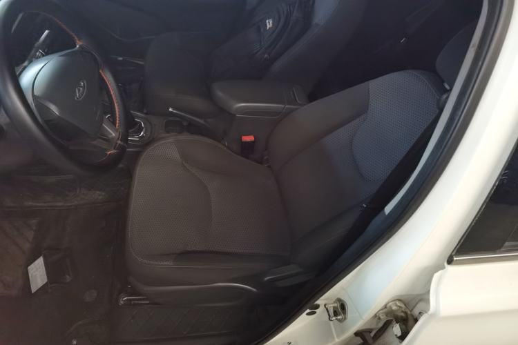 Used Chery Arrizo 3 2015 1.5L Manual Genuine Version Left Front Seat