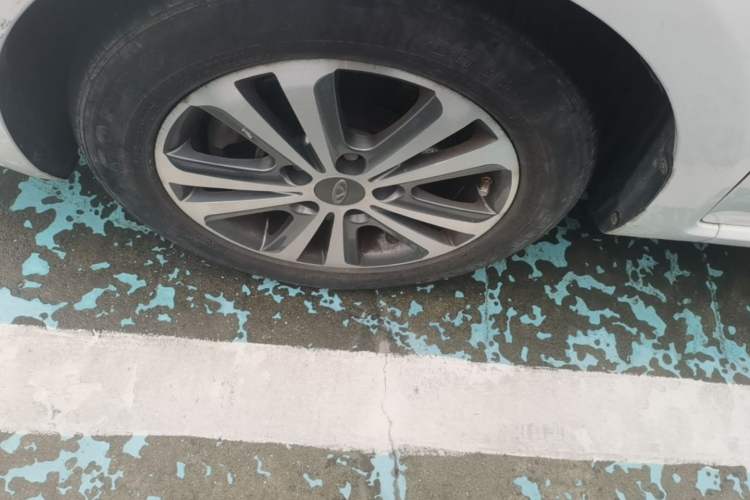 Used Chery Arrizo 3 2015 1.5L Manual Genuine Version Left Front Wheel Hub