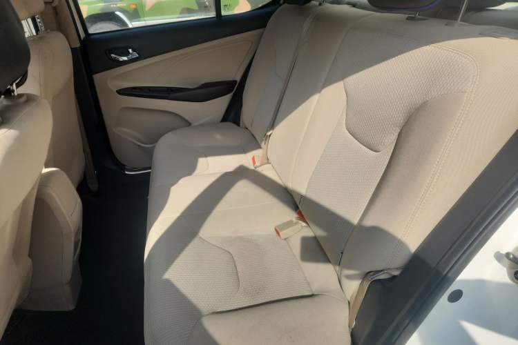 Used Chery Arrizo 3 2015 1.5L Manual High-End Version Left Rear Seat