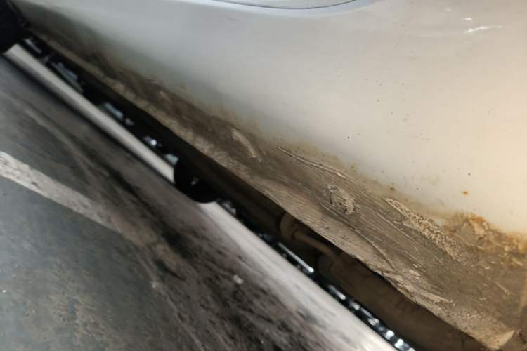 Used Chery Arrizo 3 2015 1.5L Manual High-End Version Left Side Sill
