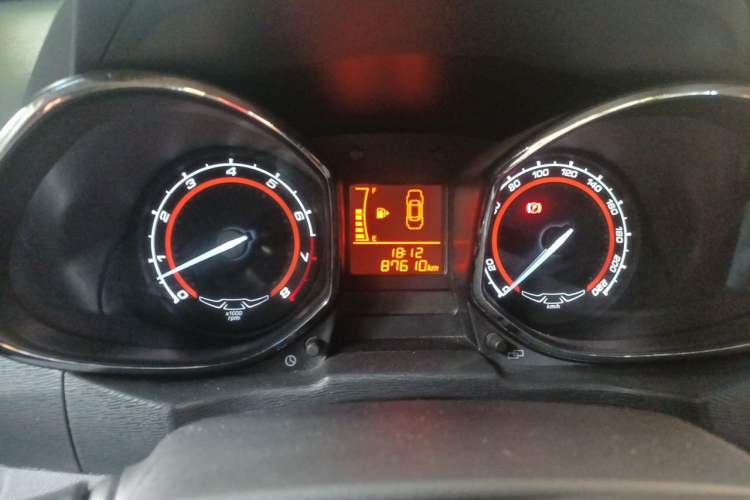Used Chery Arrizo 3 2015 1.5L Manual - Powerful Version Odometer Close Up