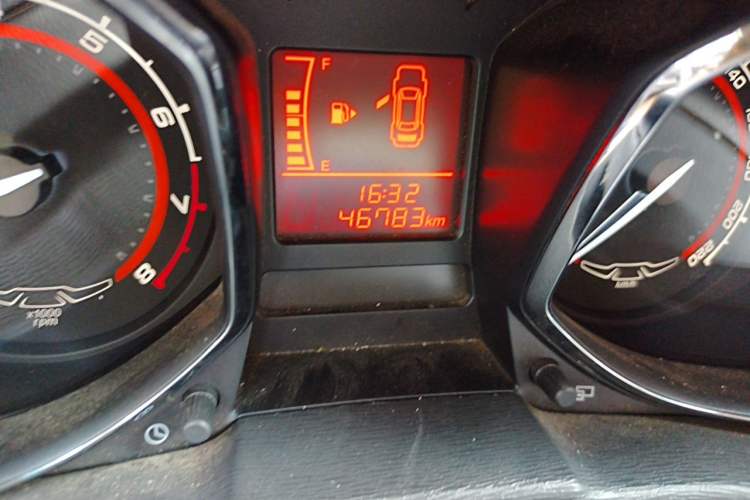 Used Chery Arrizo 3 2015 1.5L Manual High-End Version Odometer Close Up