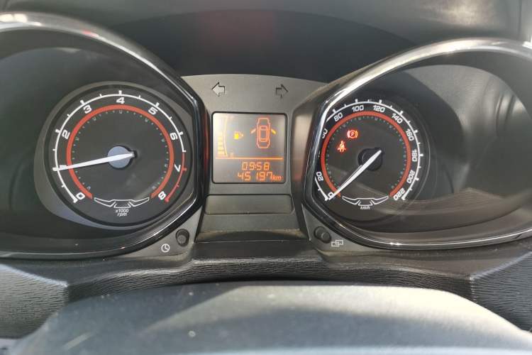 Used Chery Arrizo 3 2015 1.5L Manual High-End Version Odometer Close Up