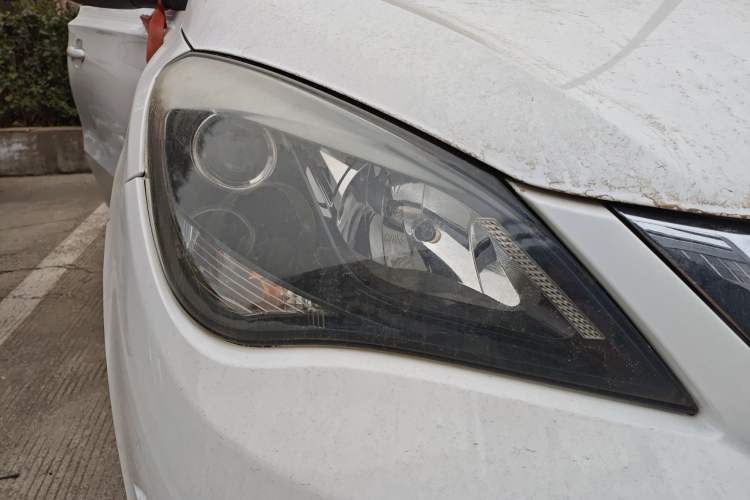 Used Chery Arrizo 3 2015 1.5L Manual Genuine Version Right Front Headlight