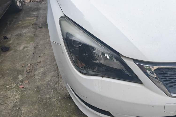 Used Chery Arrizo 3 2015 1.5L Manual Genuine Version Right Front Headlight