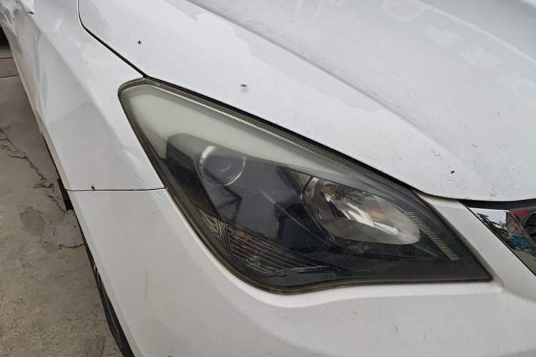 Used Chery Arrizo 3 2015 1.5L Manual Genuine Version Right Front Headlight